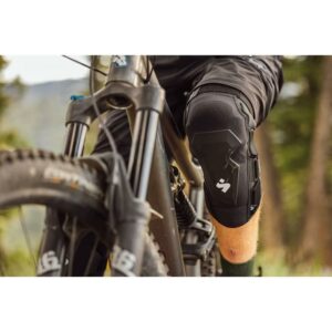 Sweet Protection-Sweet Knee Guards Pro Hard Shell-860003-Lillehammer Sport-3