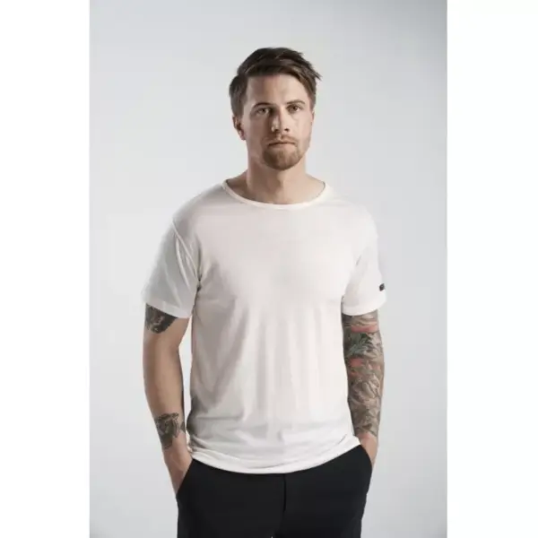 Devold-Breeze Merino 150 T-Shirt Man-GO 180 210 A-Lillehammer Sport-2 Devold Breeze Merino 150 T-Shirt Man