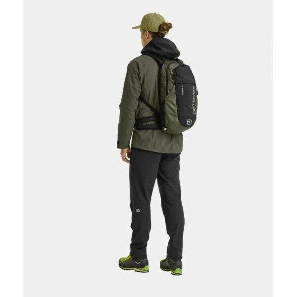 Ortovox-Traverse 20–Lillehammer Sport-4 Ortovox Traverse 20 Dark Wild Herb