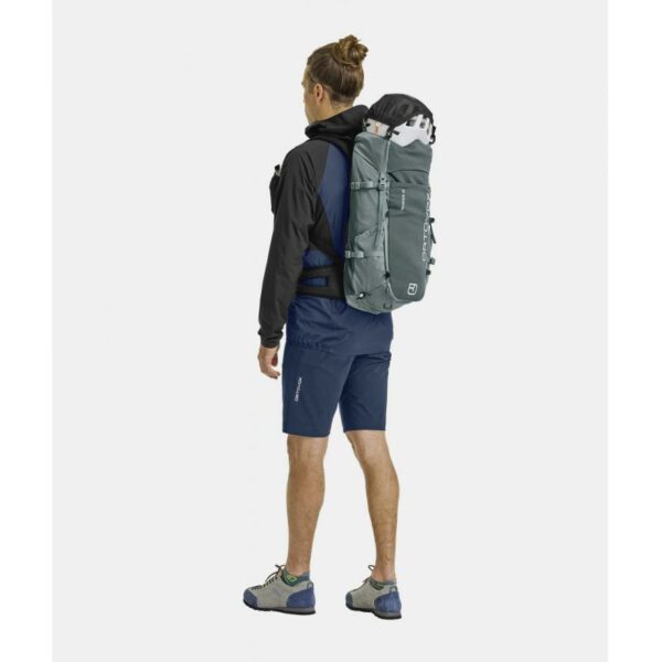 Ortovox-Traverse 30–Lillehammer Sport-4 Ortovox Traverse 30 Sea Surface