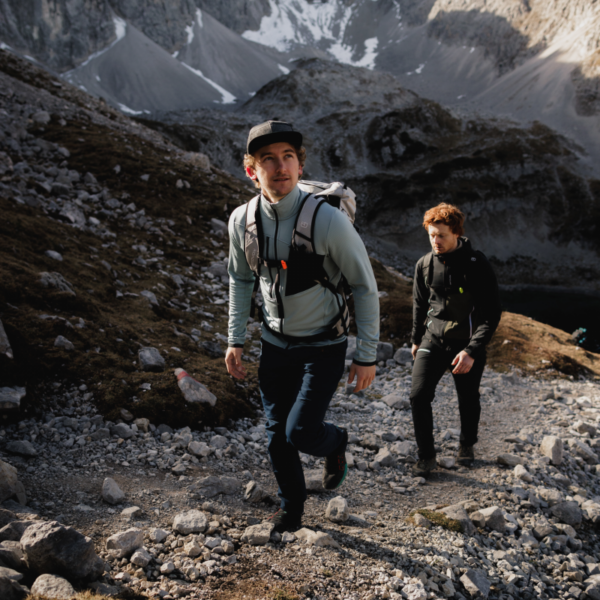 Ortovox-Traverse 30–Lillehammer Sport-7 Ortovox Traverse Pure 30 Grey Marble