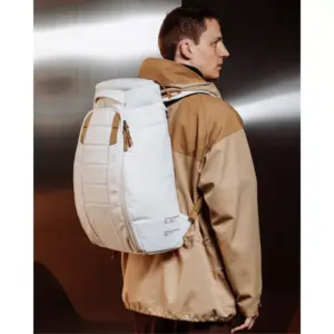 Db Hugger Backpack 30L Oatmilk - Bilde 4