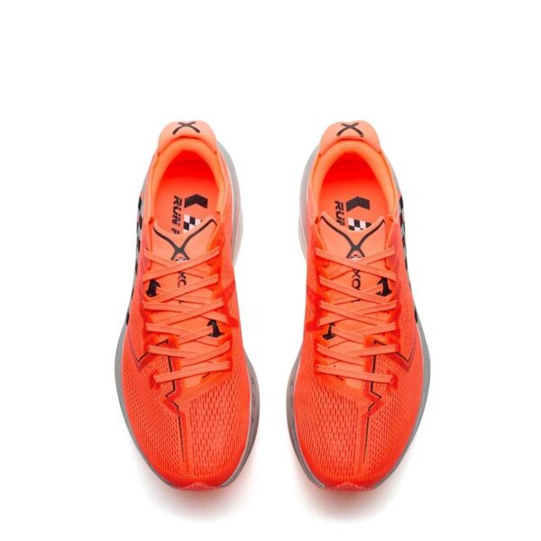 Xtep 160X 7.0