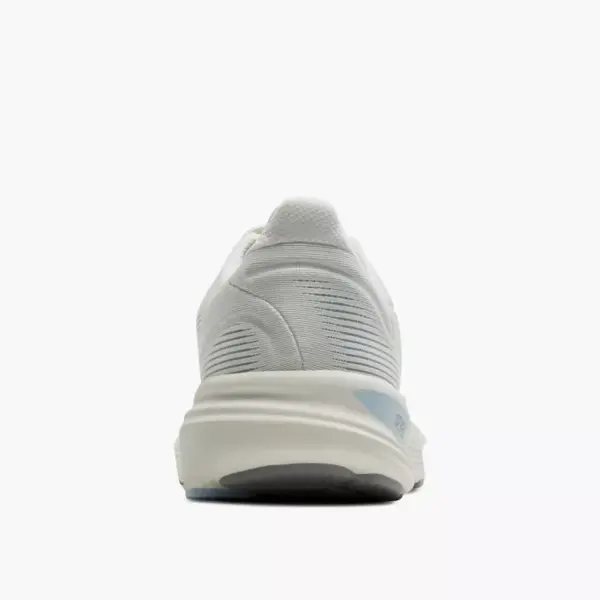 Brooks Revel 8 W